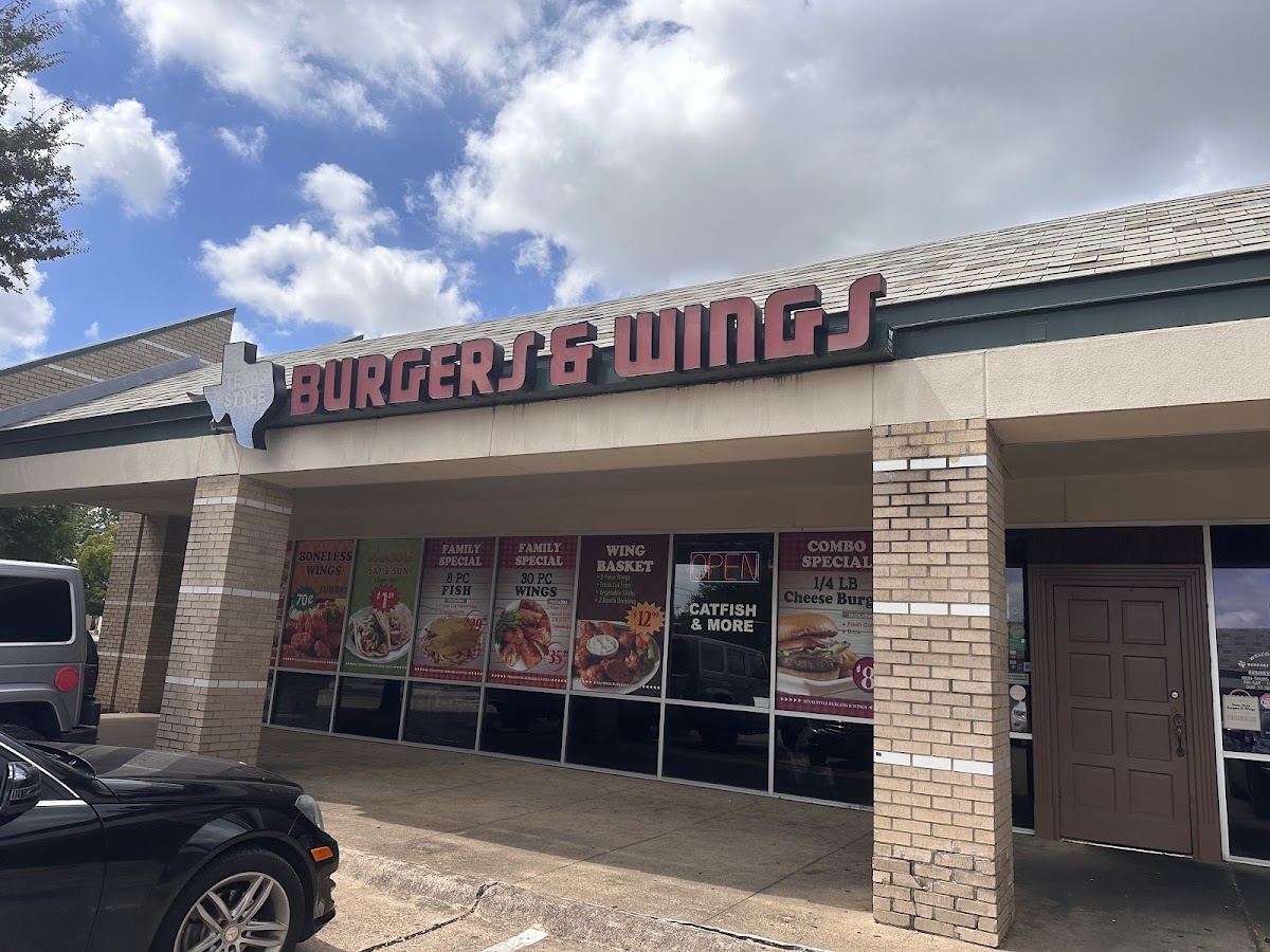 Texas Style Burgers & Wings